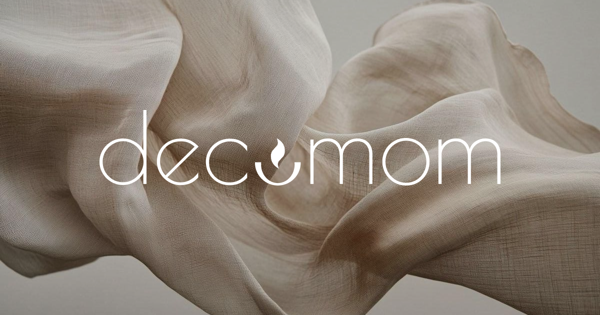 A image that shows a mountain range