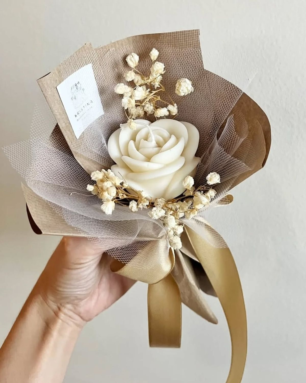 A image that shows a mountain range